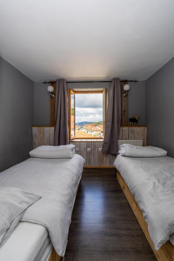 Gite 4 A 10 Pers Granges-sur-Vologne Luaran gambar