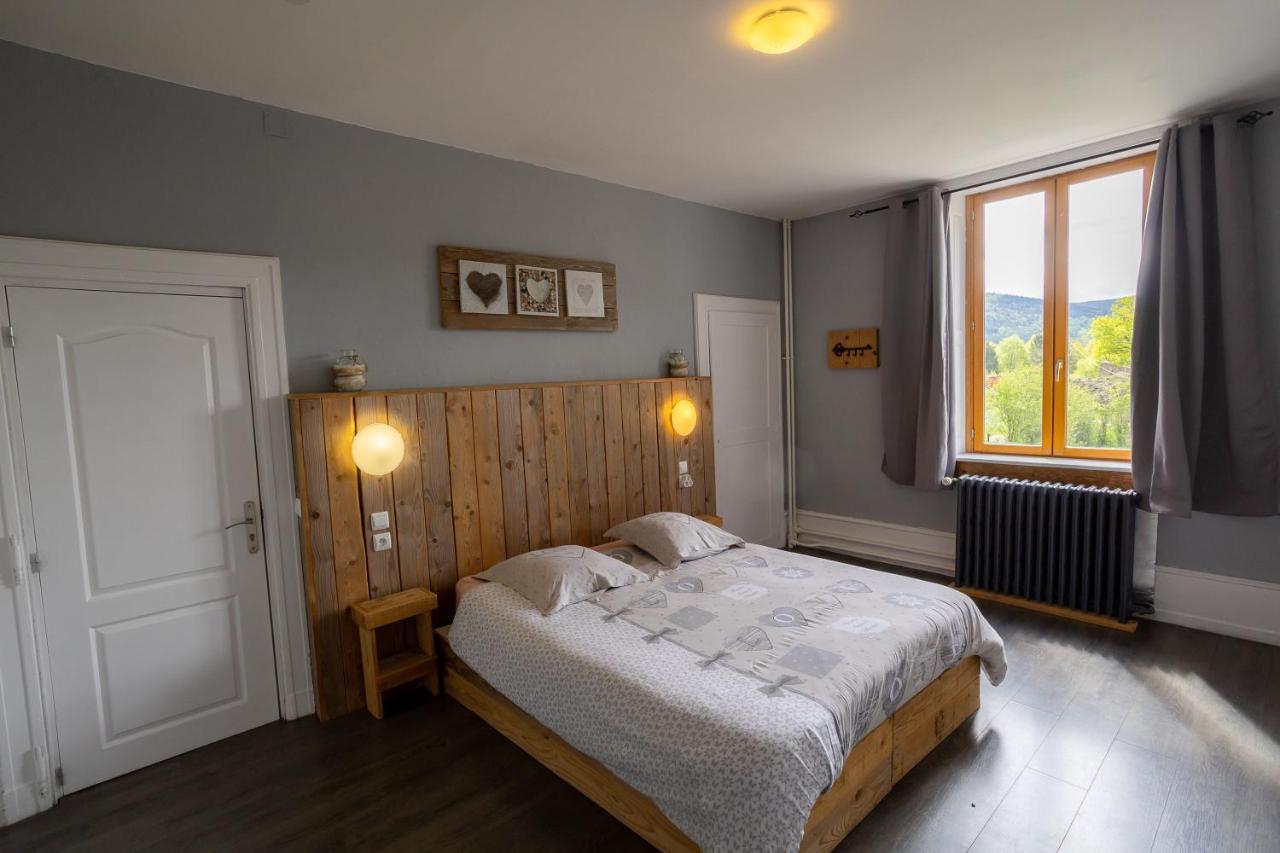Gite 4 A 10 Pers Granges-sur-Vologne Luaran gambar